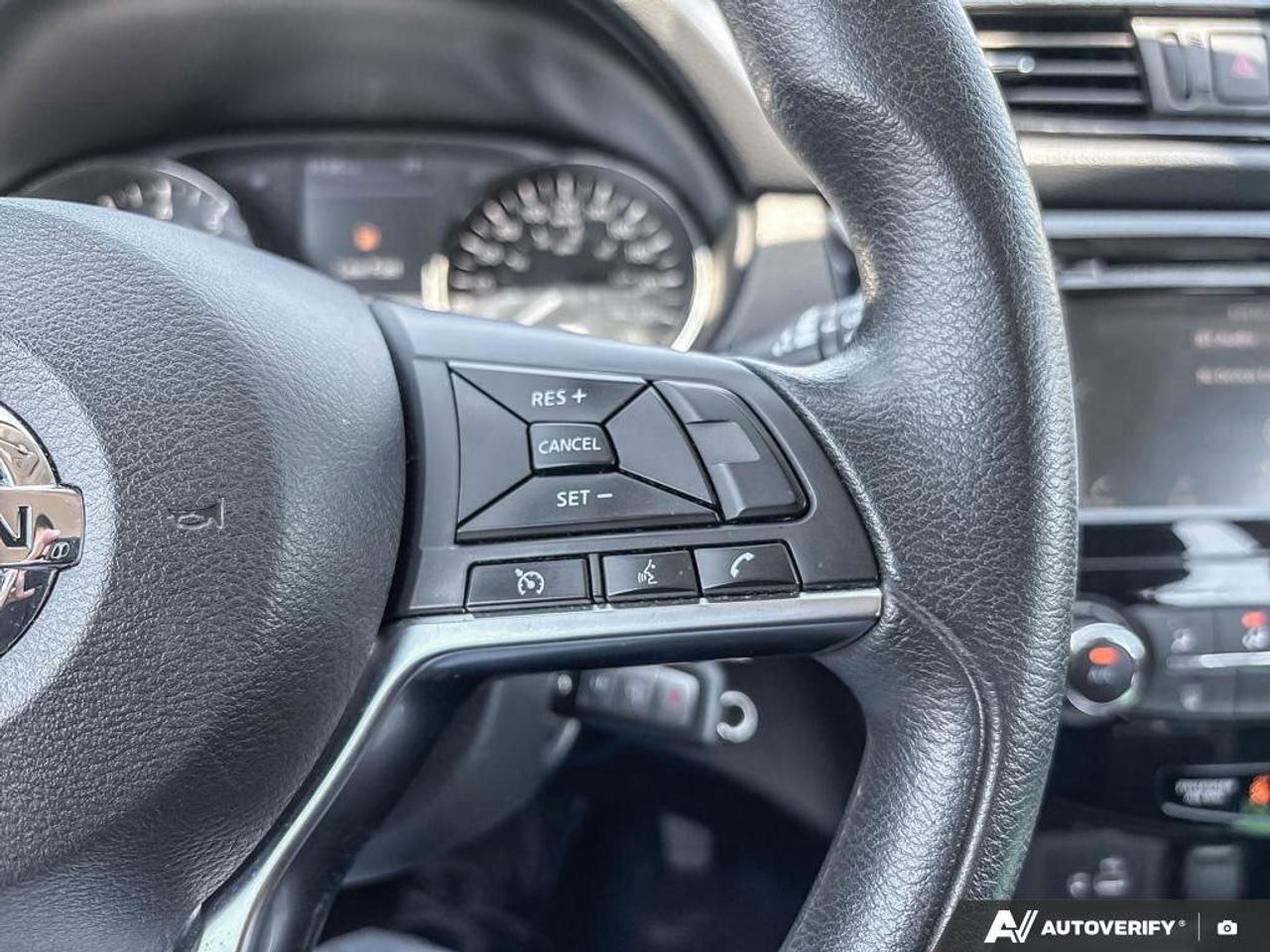 2019 Nissan Qashqai S   Heated Seats   Apple CarPlay   Alloy Rims Photo