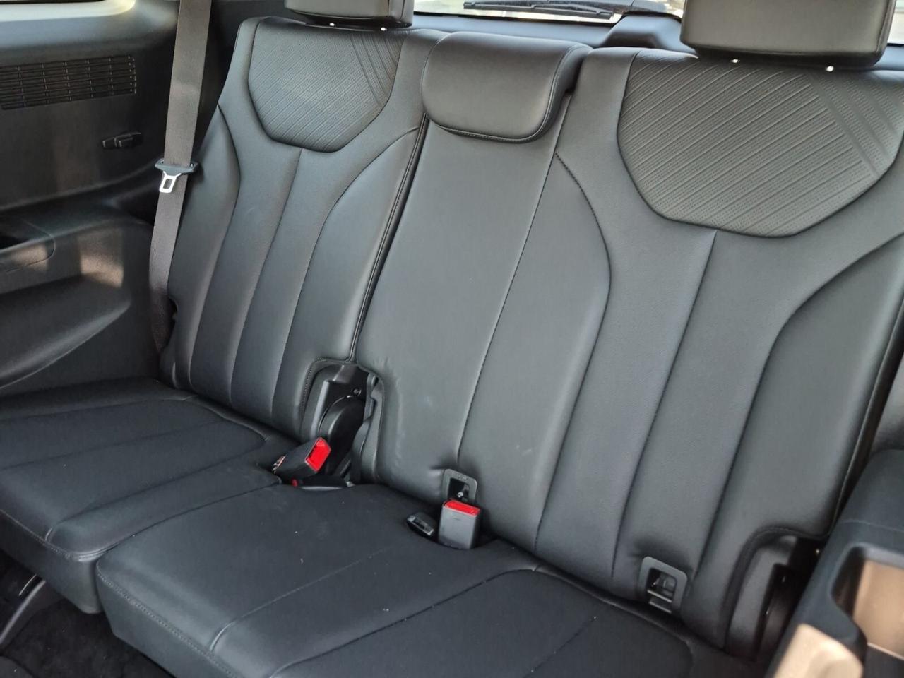 2025 Hyundai PALISADE Urban 7 Passenger   HEATED/VENTED LEATHER   SUNROO Photo