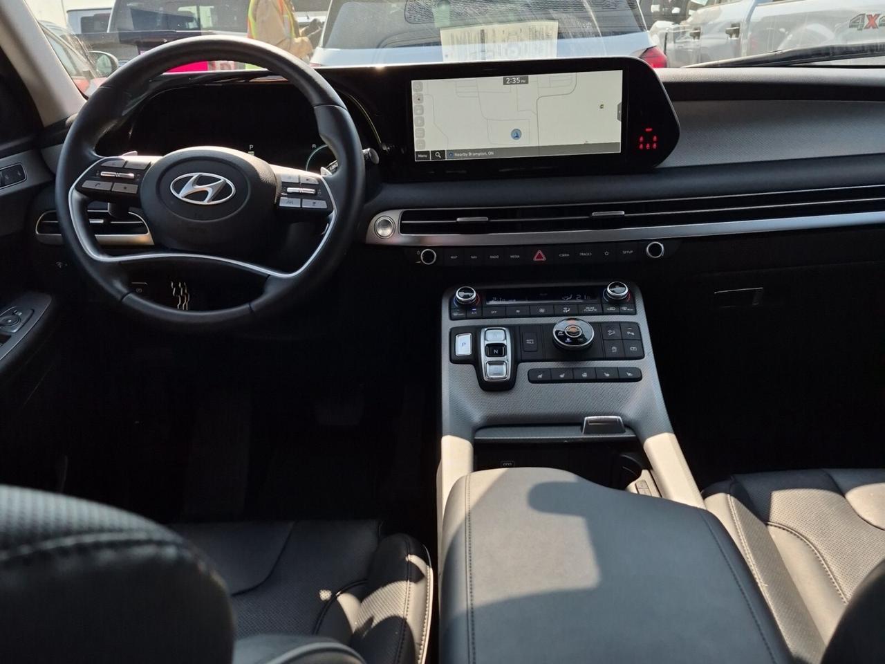2025 Hyundai PALISADE Urban 7 Passenger   HEATED/VENTED LEATHER   SUNROO Photo
