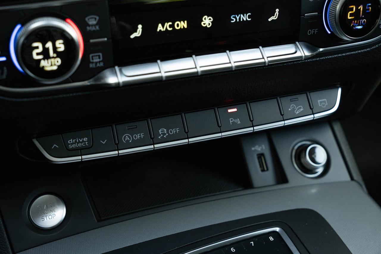 2018 Audi Q5 Progressiv Quattro Photo