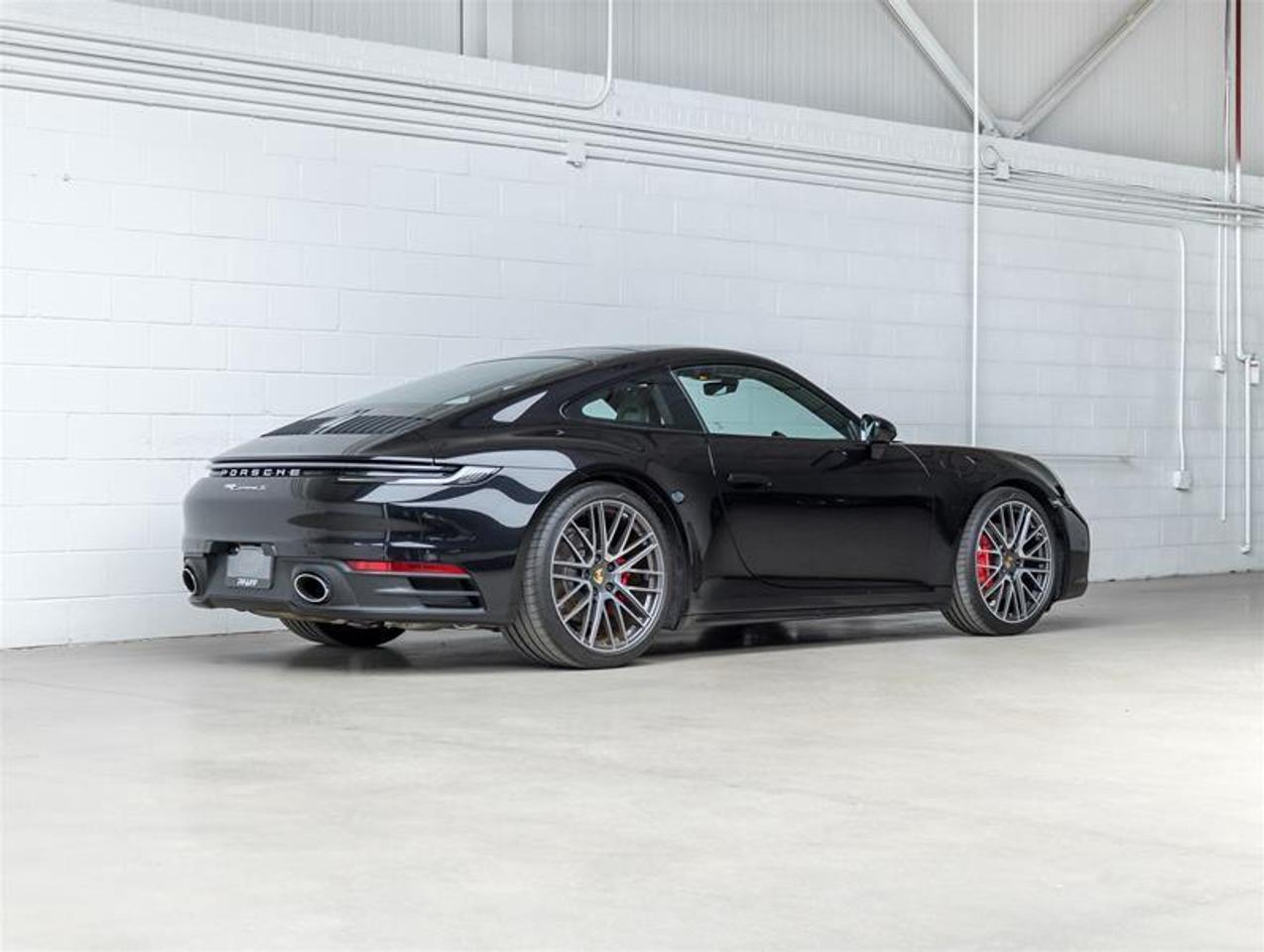 2024 Porsche 911  Photo