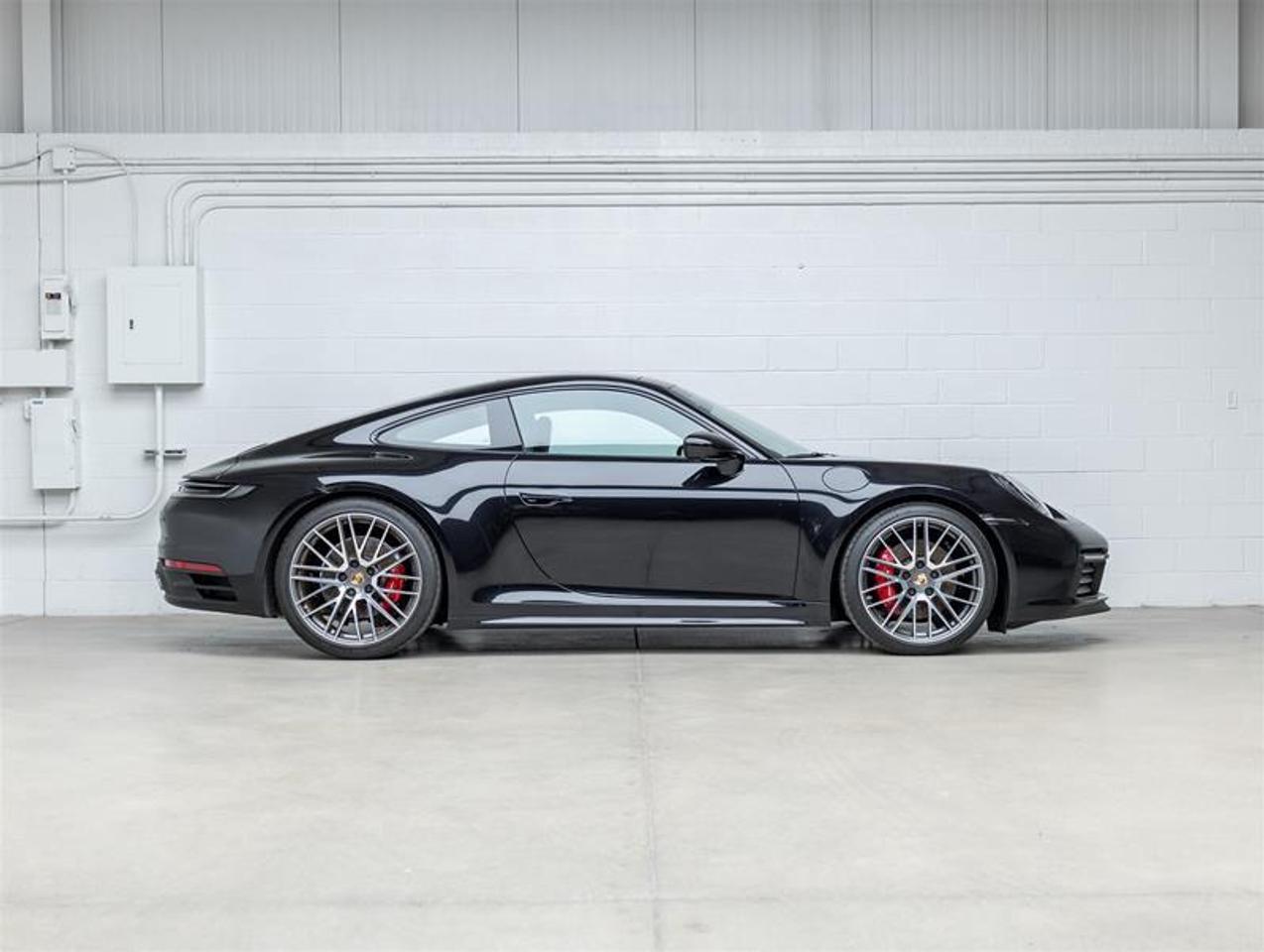 2024 Porsche 911  Photo