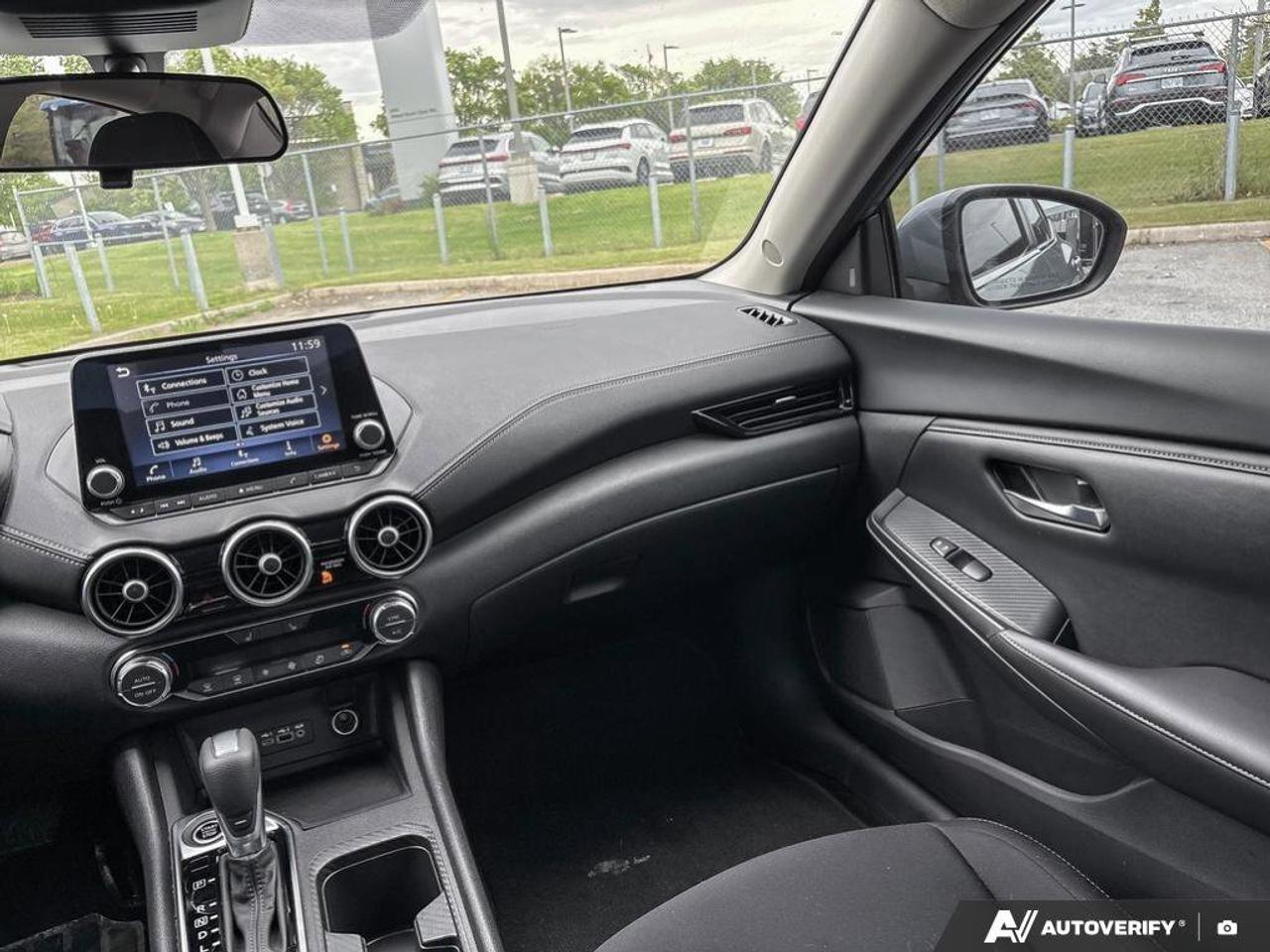2024 Nissan Sentra SV Photo