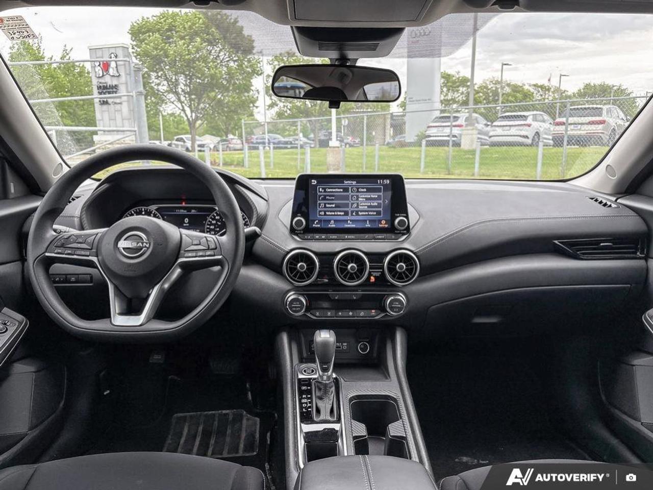 2024 Nissan Sentra SV Photo