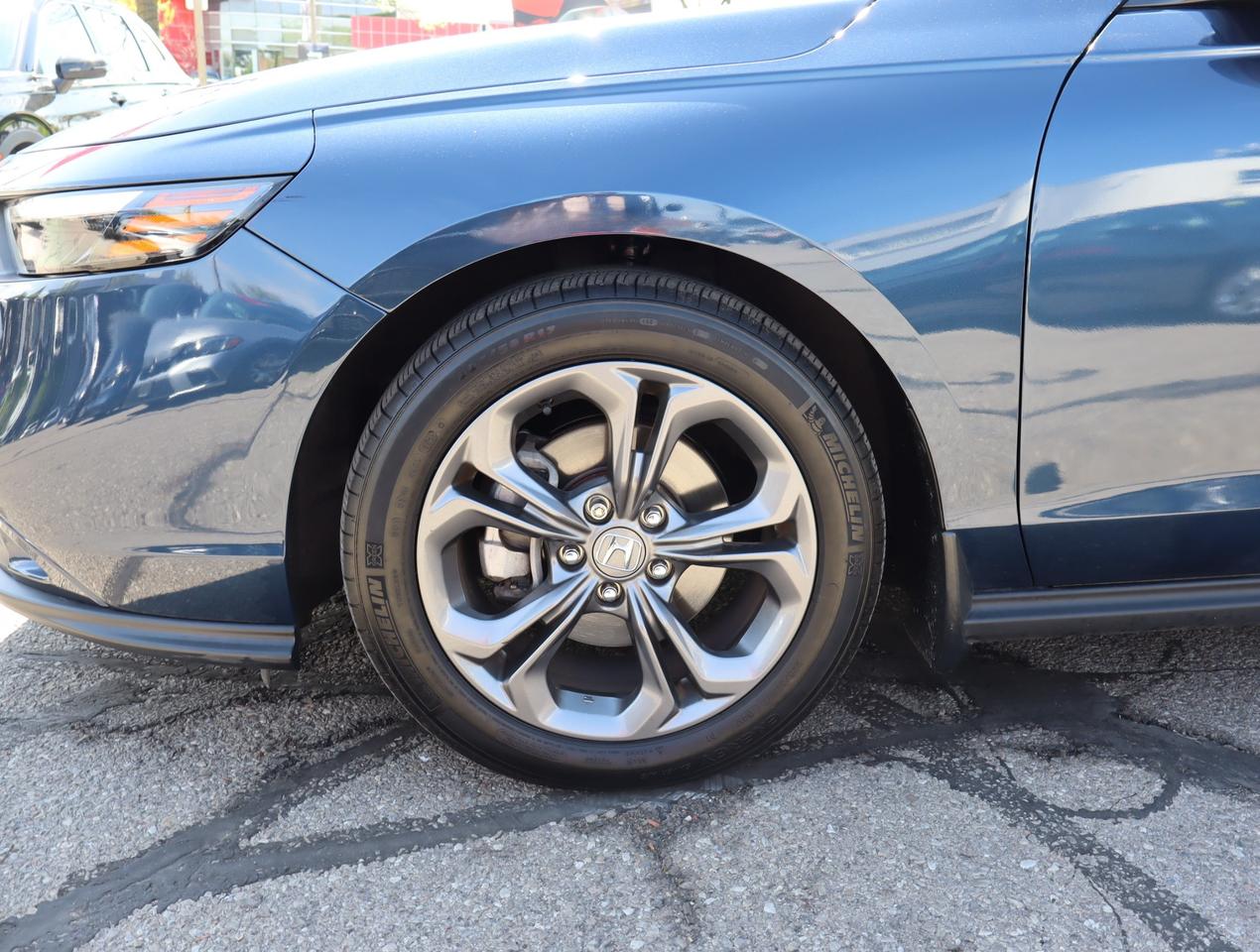 2023 Honda Accord EX 4DR SEDAN Photo