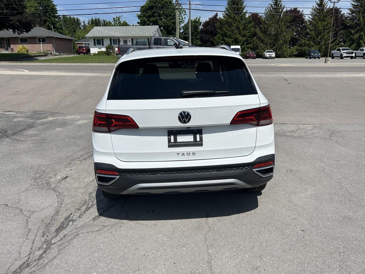 2024 Volkswagen Taos COMFORTLINE/HEATED SEATS/PWR SUN ROOF/CALL NAPANEE Photo