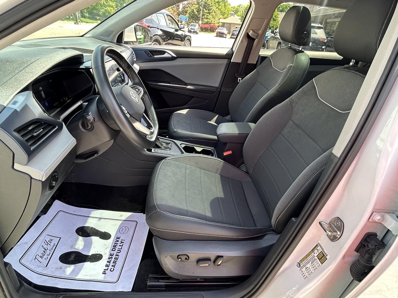 2024 Volkswagen Taos COMFORTLINE/HEATED SEATS/PWR SUN ROOF/CALL NAPANEE Photo