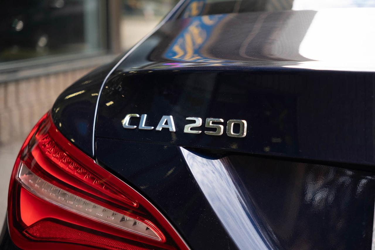 2019 Mercedes-Benz CLA-Class CLA250 4MATIC Photo