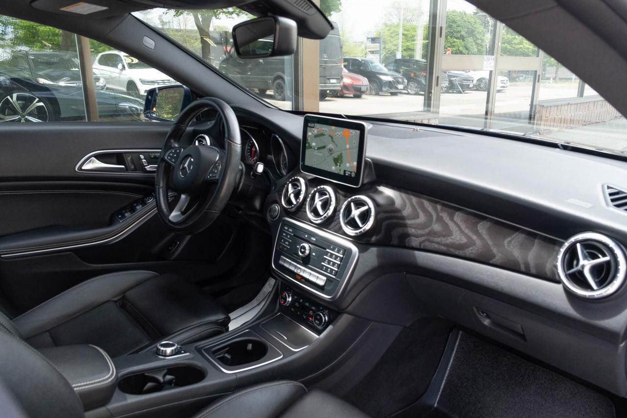 2019 Mercedes-Benz CLA-Class CLA250 4MATIC Photo