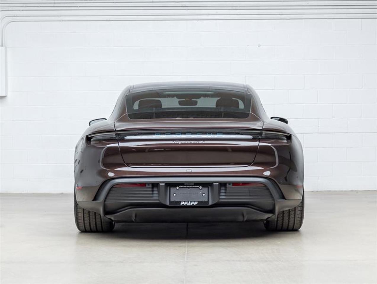 2023 Porsche Taycan  Photo