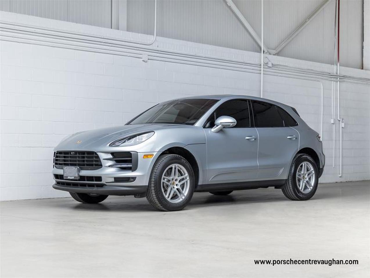 2021 Porsche Macan  Photo0