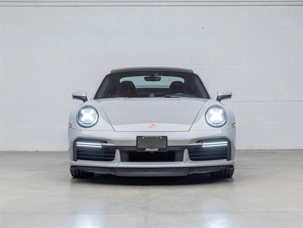 2021 Porsche 911  Photo
