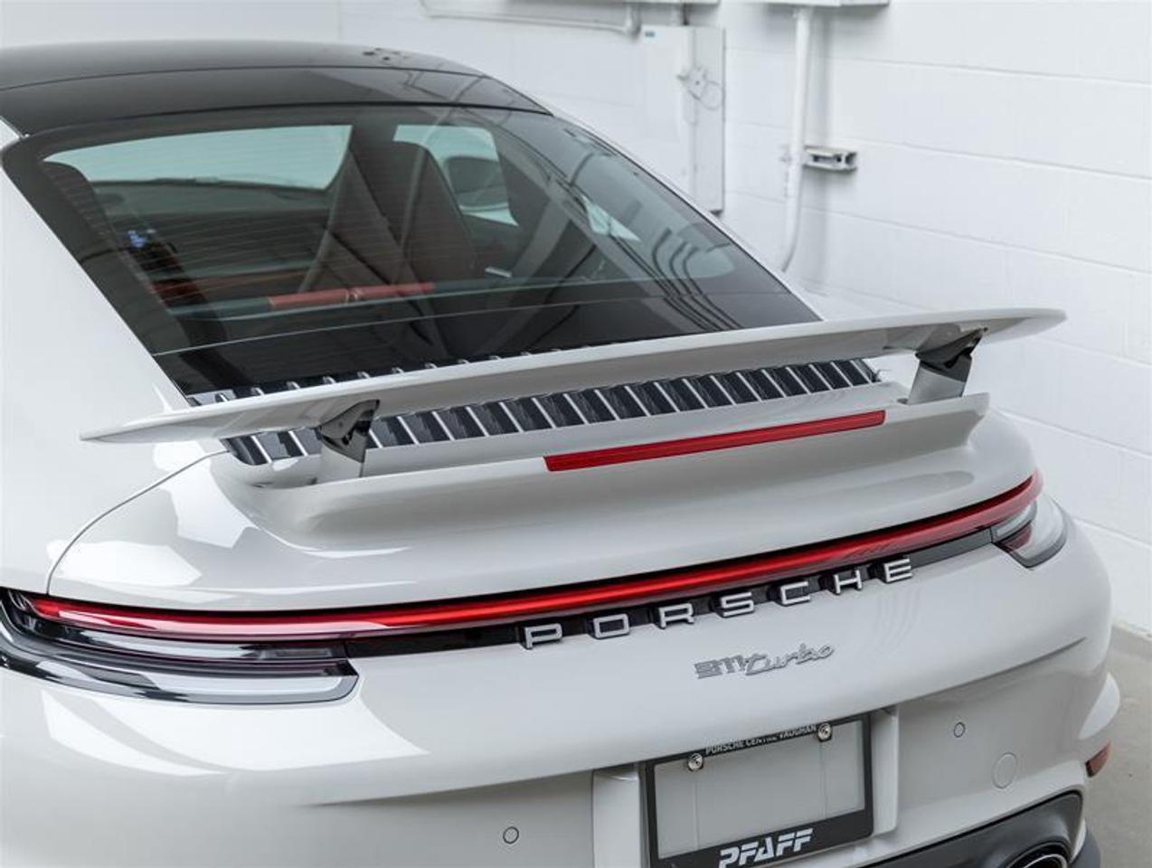 2021 Porsche 911  Photo