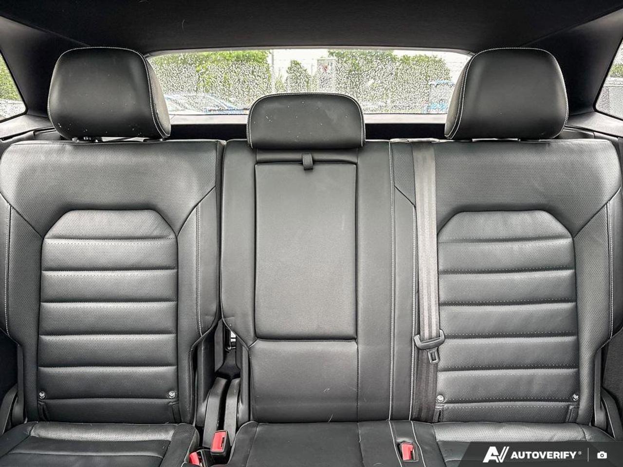 2023 Volkswagen Atlas Cross Sport Execline Photo