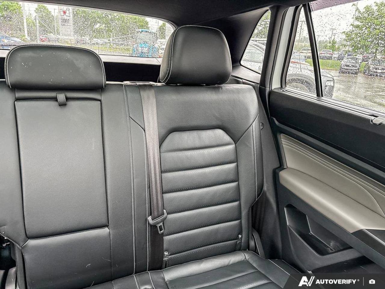2023 Volkswagen Atlas Cross Sport Execline Photo