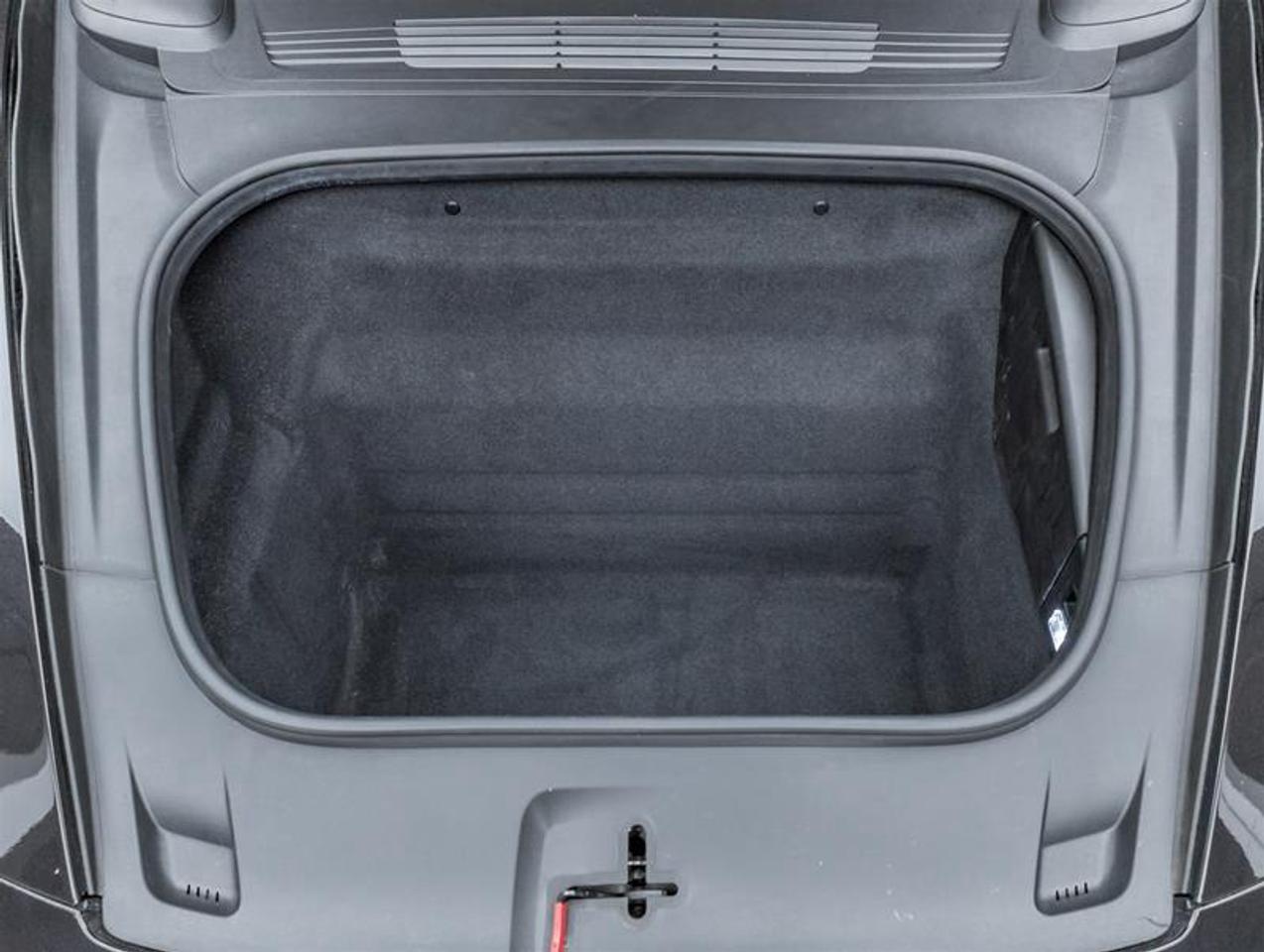 2020 Porsche 911  Photo