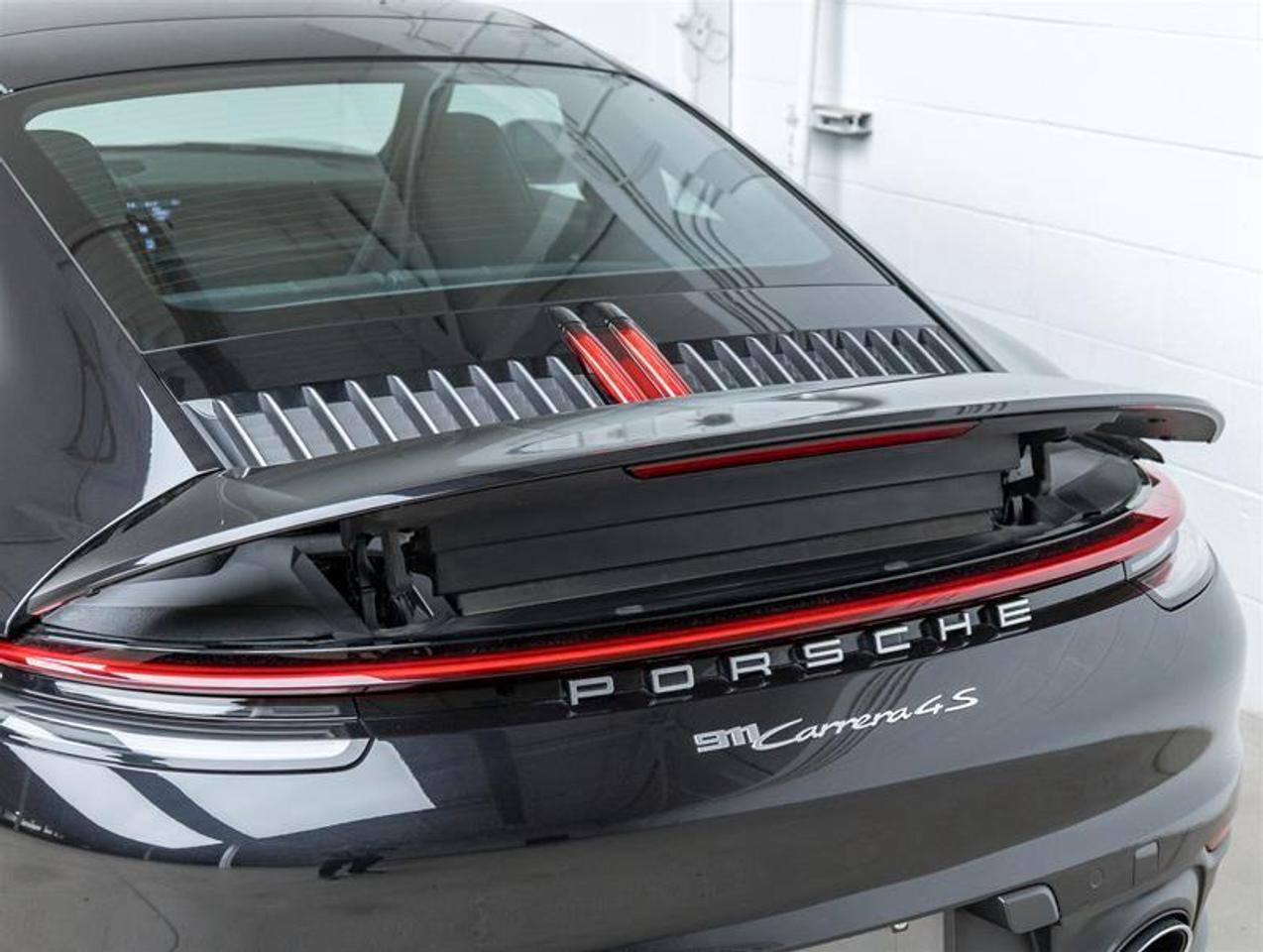 2020 Porsche 911  Photo