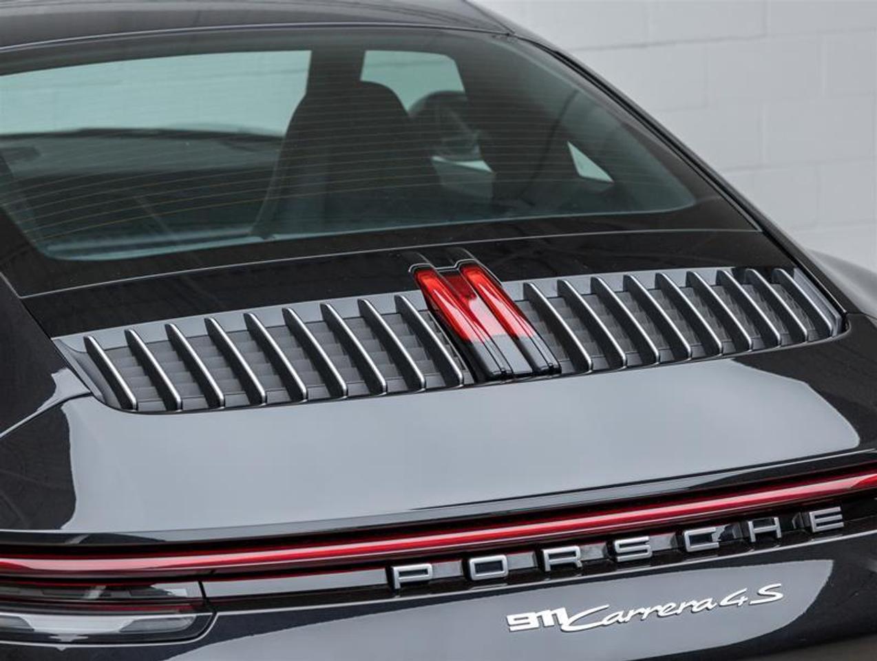 2020 Porsche 911  Photo