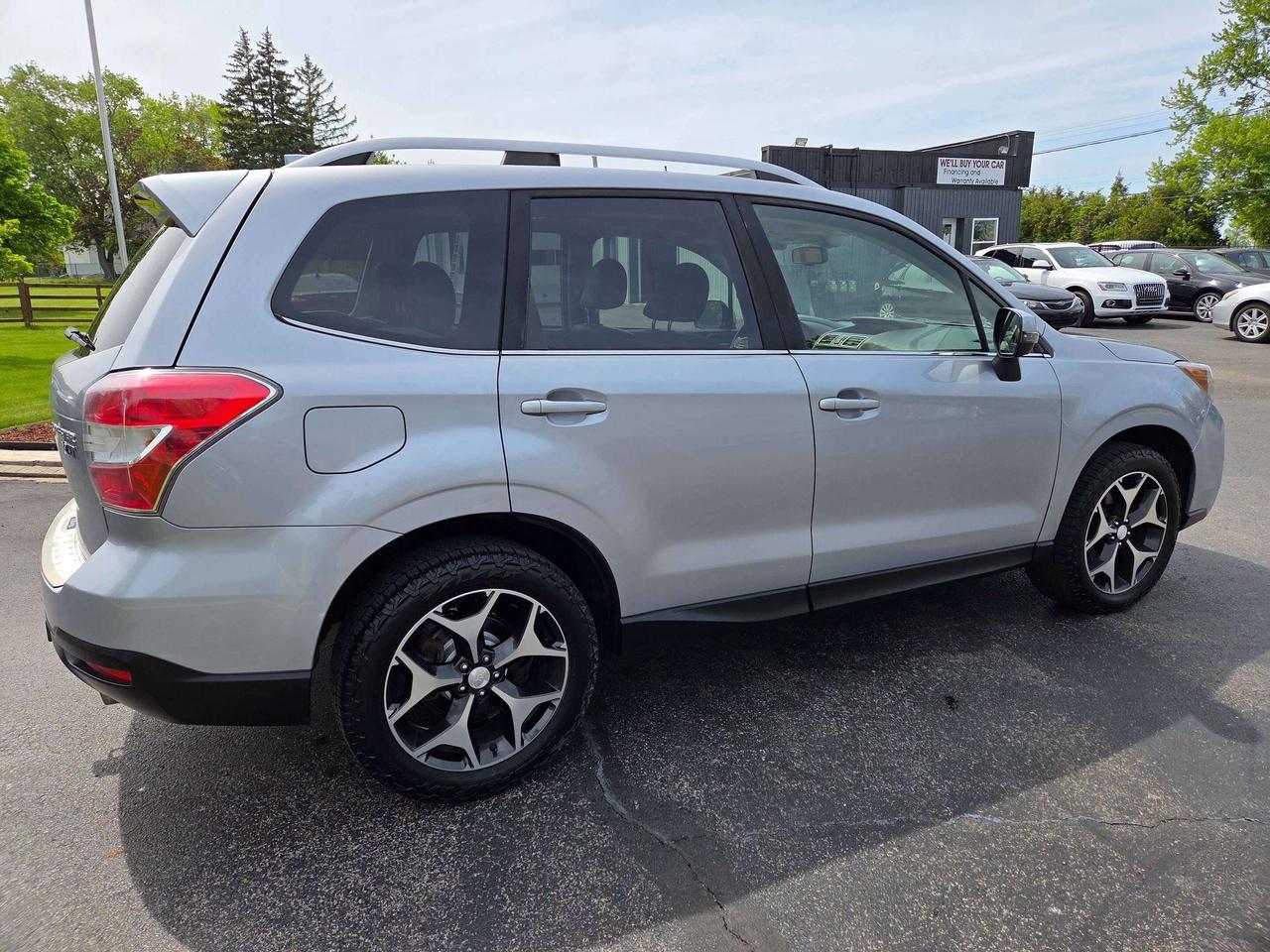 2016 Subaru Forester XT Touring Photo4