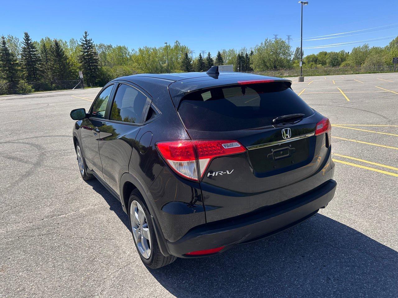 2022 Honda HR-V LX Photo
