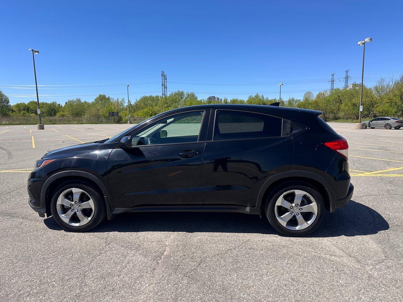 2022 Honda HR-V LX Photo