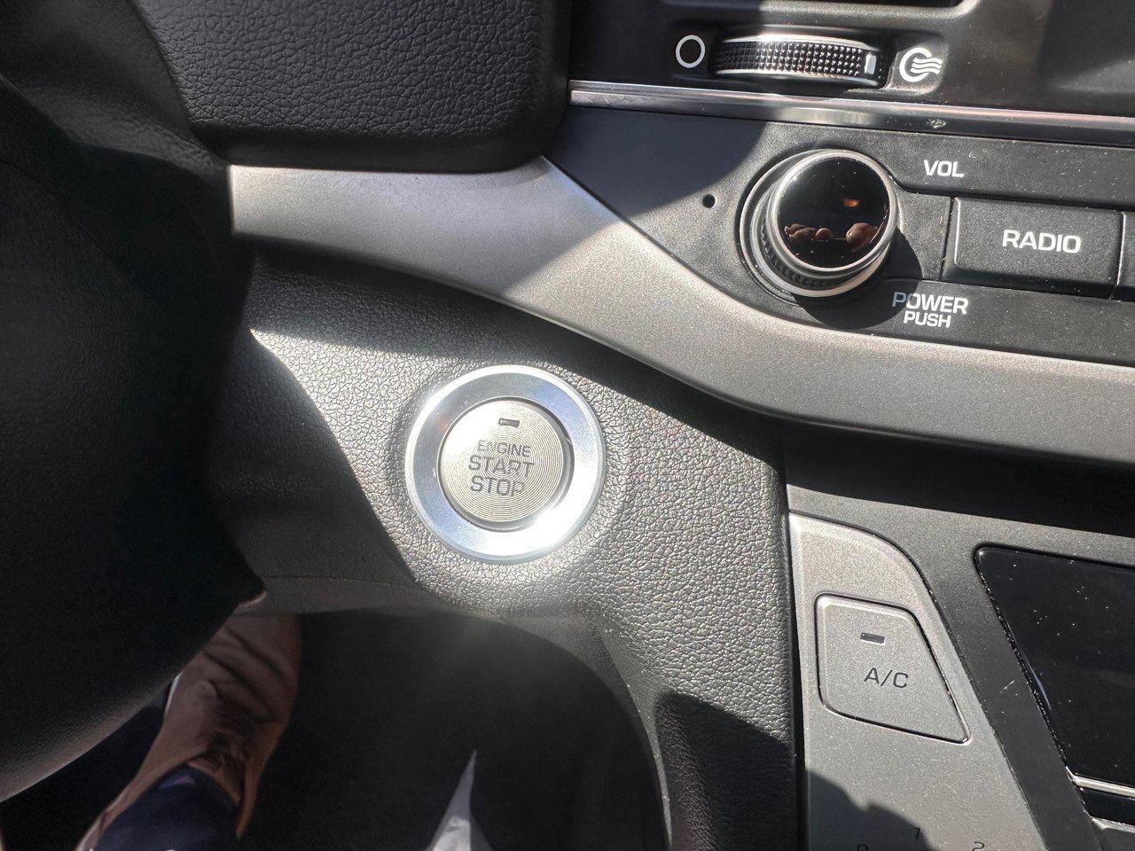 2018 Hyundai Elantra Limited Photo