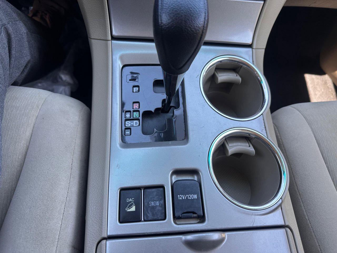 2012 Toyota Highlander BASE Photo