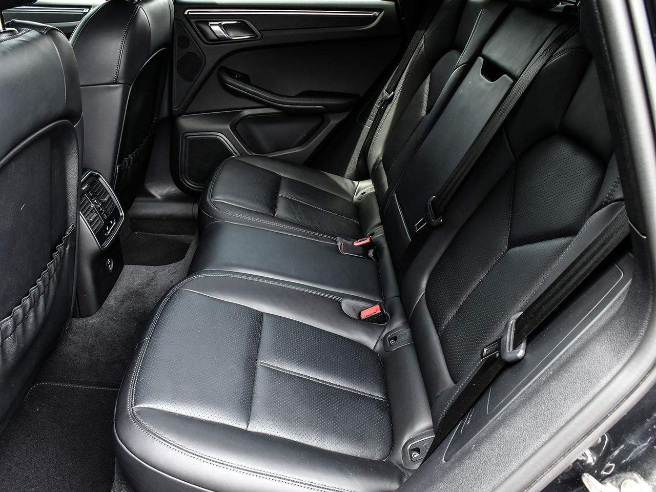 2023 Porsche Macan AWD   LEATHER   LOW KM   NO ACCIDENT   CERTFIED Photo