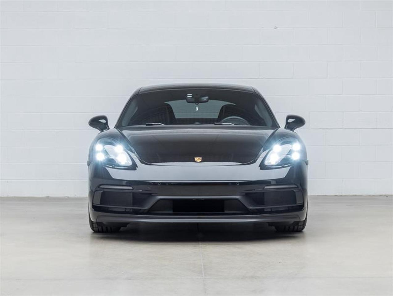 2024 Porsche 718 Cayman  Photo