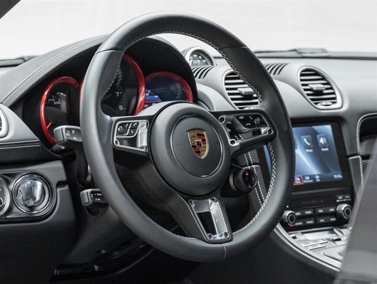2024 Porsche 718 Cayman  Photo