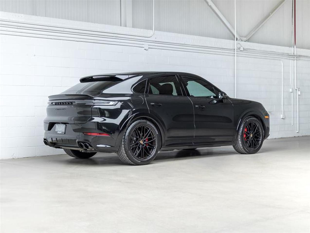 2025 Porsche Cayenne  Photo
