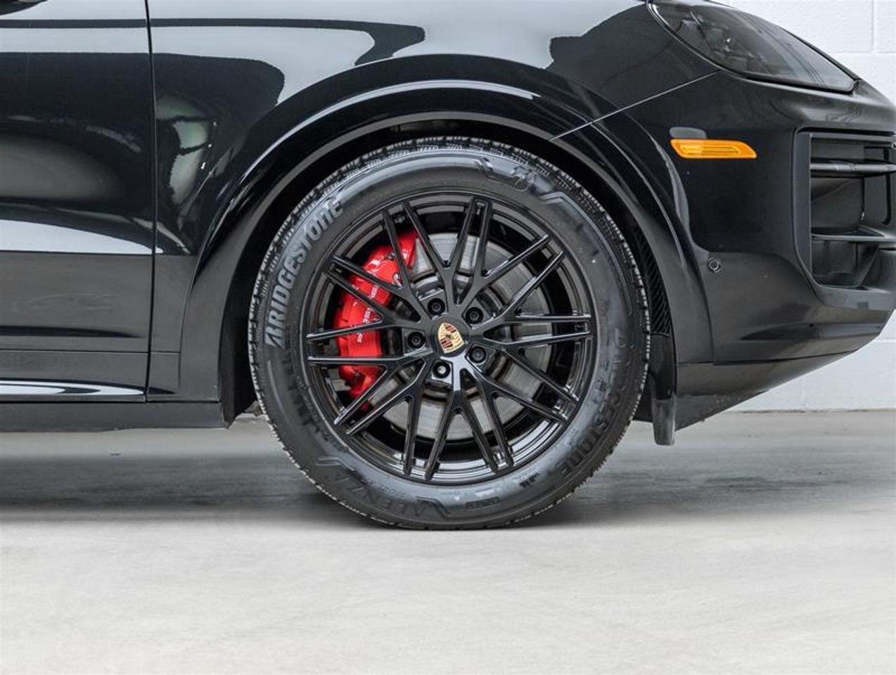 2025 Porsche Cayenne  Photo