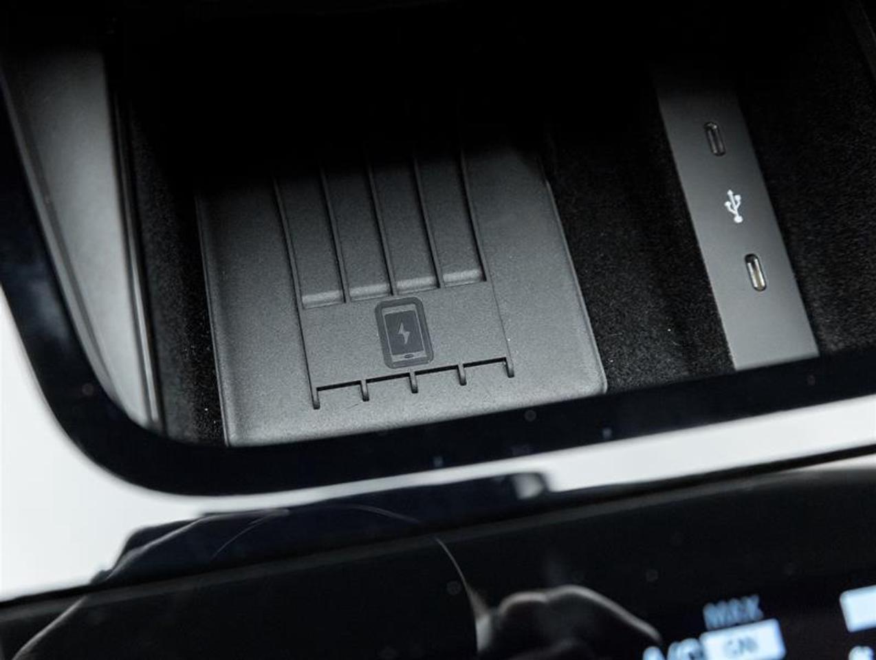 2025 Porsche Cayenne  Photo