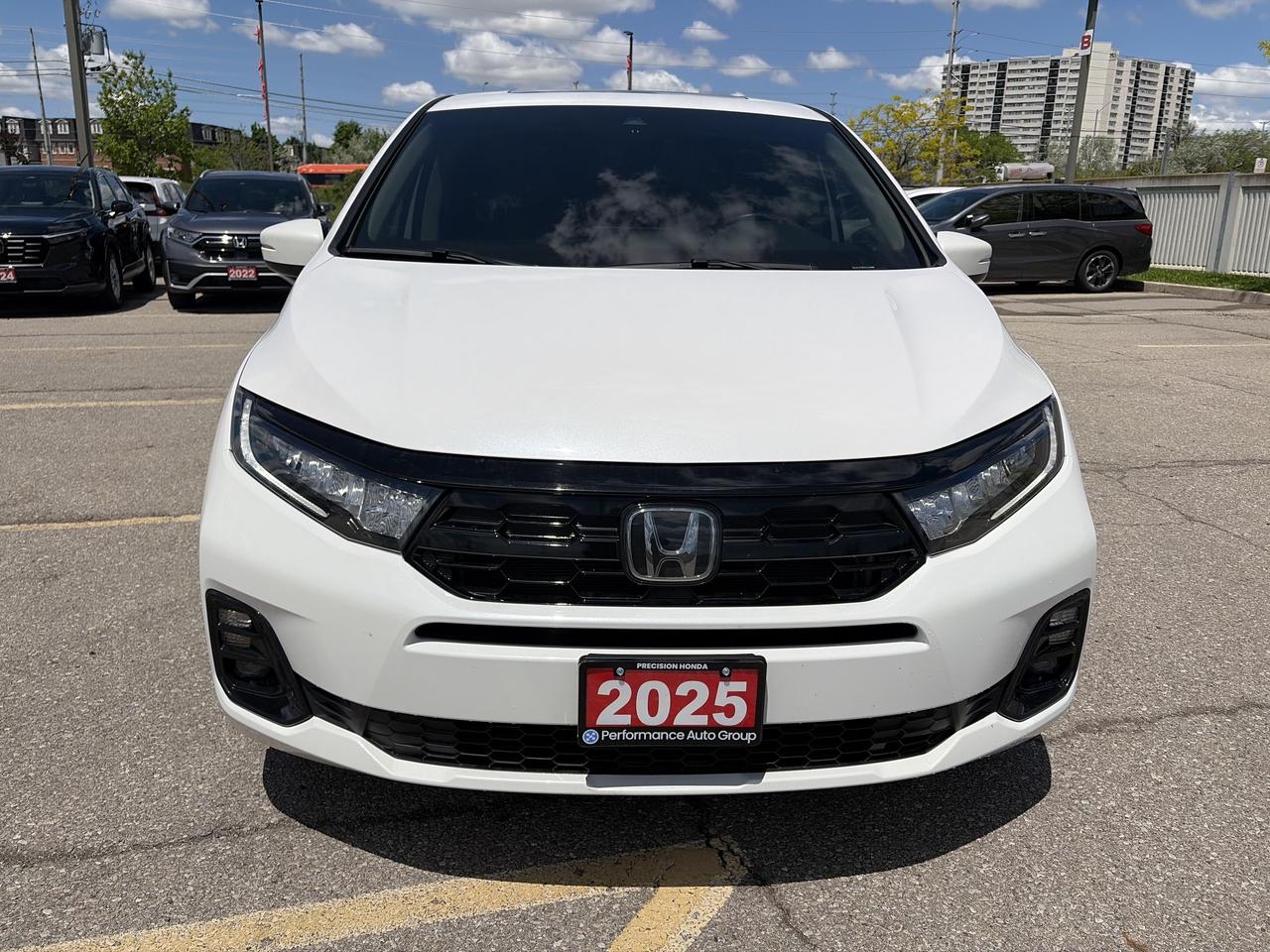 2025 Honda Odyssey Touring Hybrid Navigation CarPlay Wireless Charger Photo