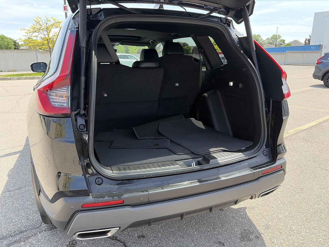 2025 Honda CR-V Touring Photo