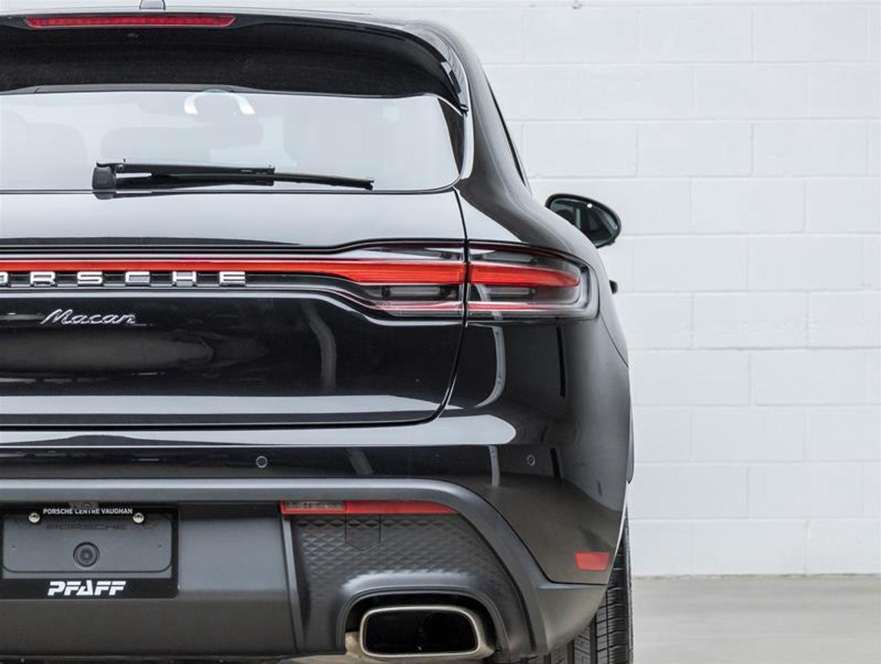 2025 Porsche Macan  Photo
