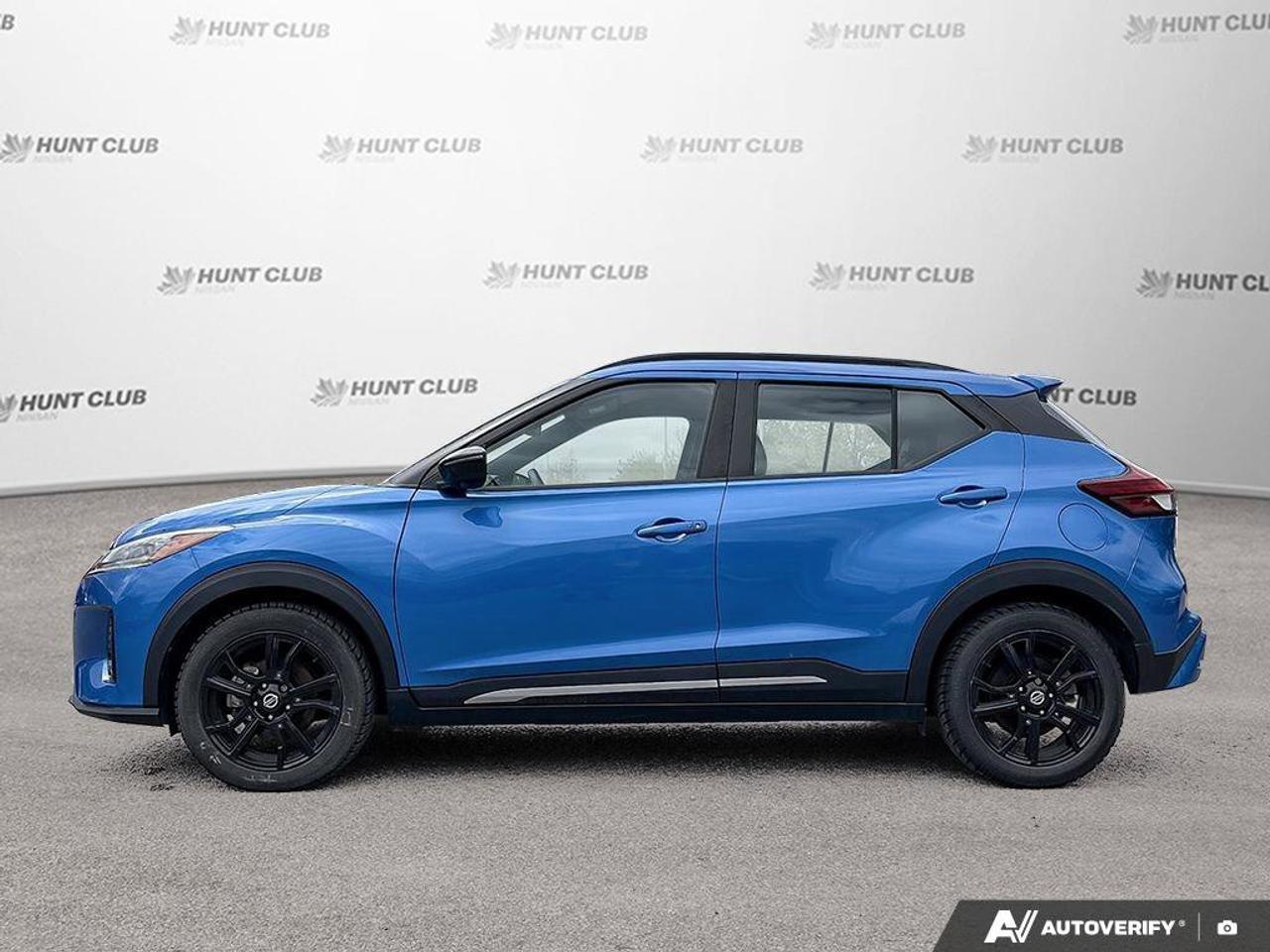 2021 Nissan Kicks SR Photo