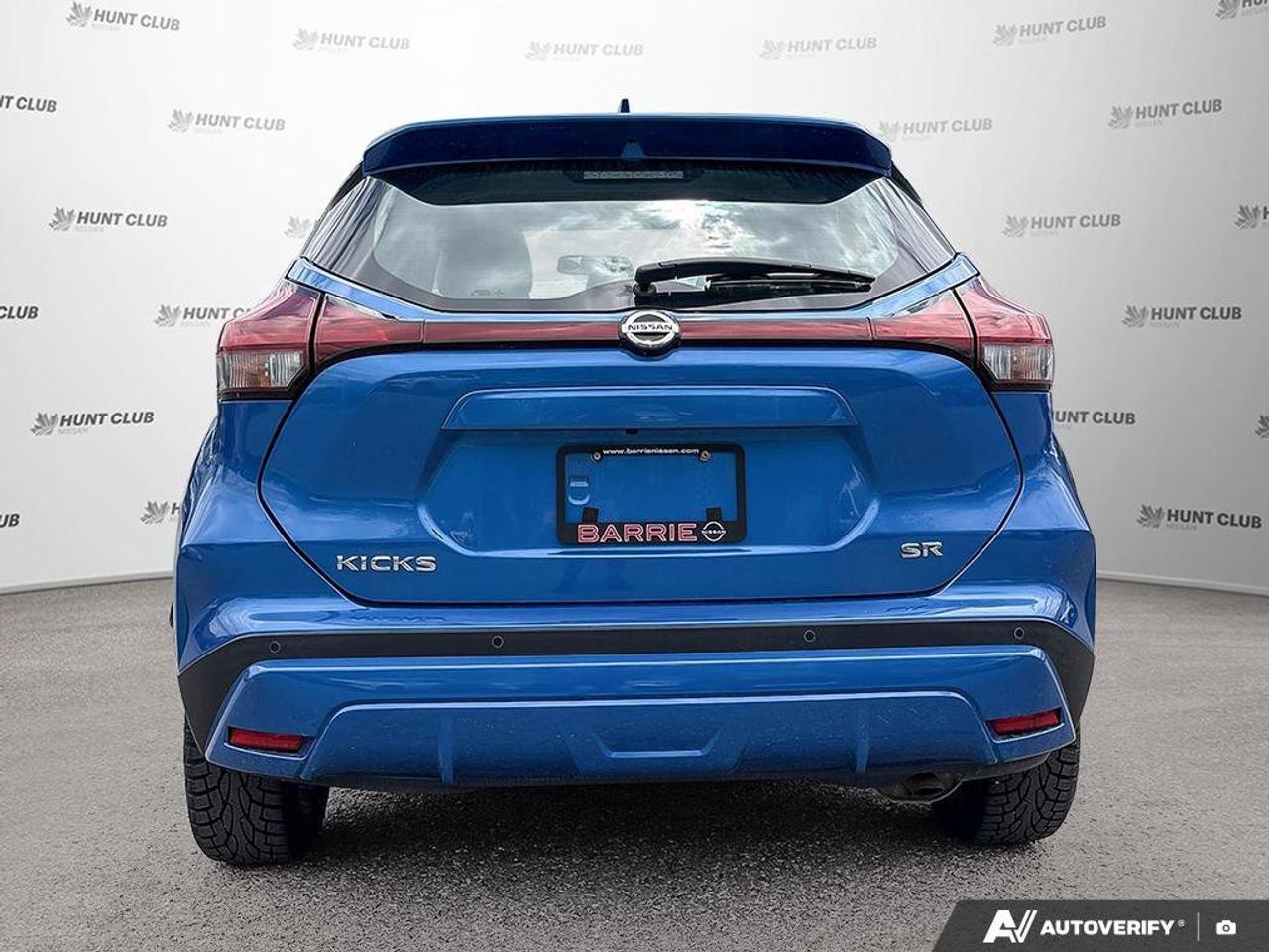 2021 Nissan Kicks SR Photo