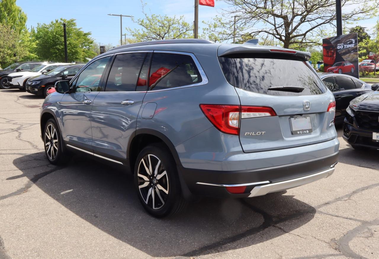 2022 Honda Pilot Touring 8P 4dr All-Wheel Drive Photo
