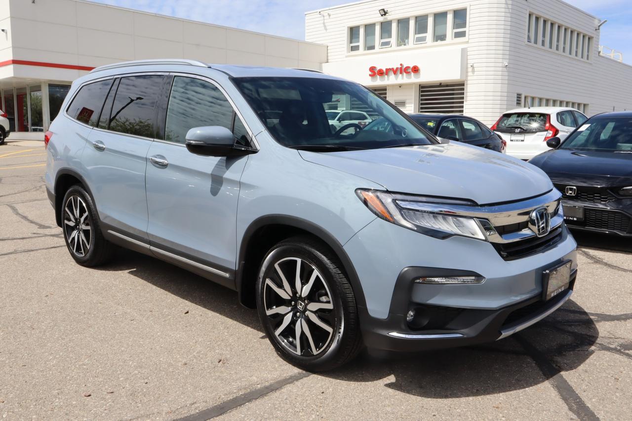 2022 Honda Pilot Touring 8P 4dr All-Wheel Drive Photo