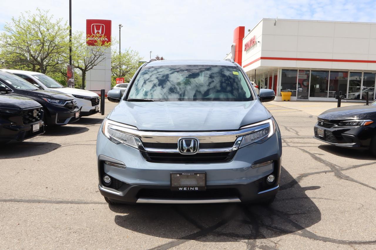 2022 Honda Pilot Touring 8P 4dr All-Wheel Drive Photo
