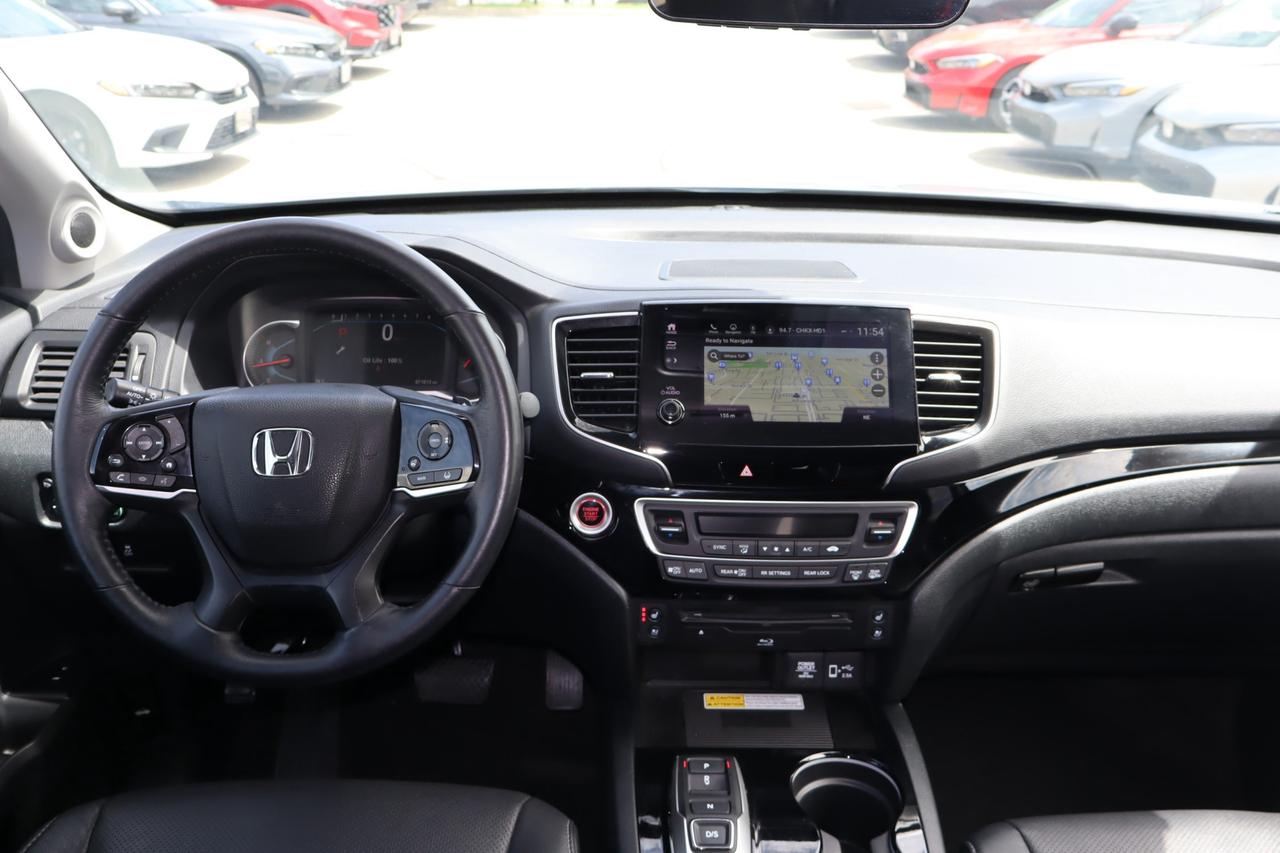 2022 Honda Pilot Touring 8P 4dr All-Wheel Drive Photo