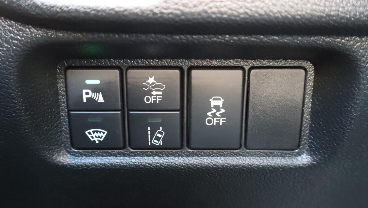 2022 Honda Pilot Touring 8P 4dr All-Wheel Drive Photo