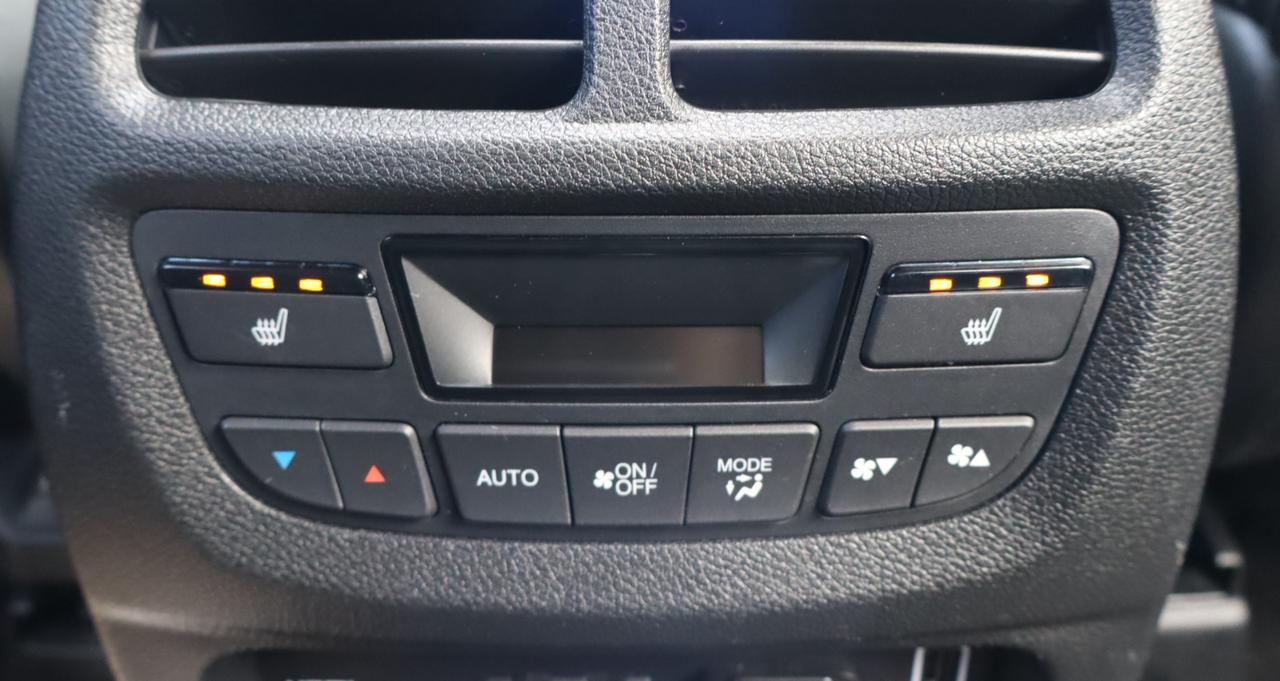 2022 Honda Pilot Touring 8P 4dr All-Wheel Drive Photo
