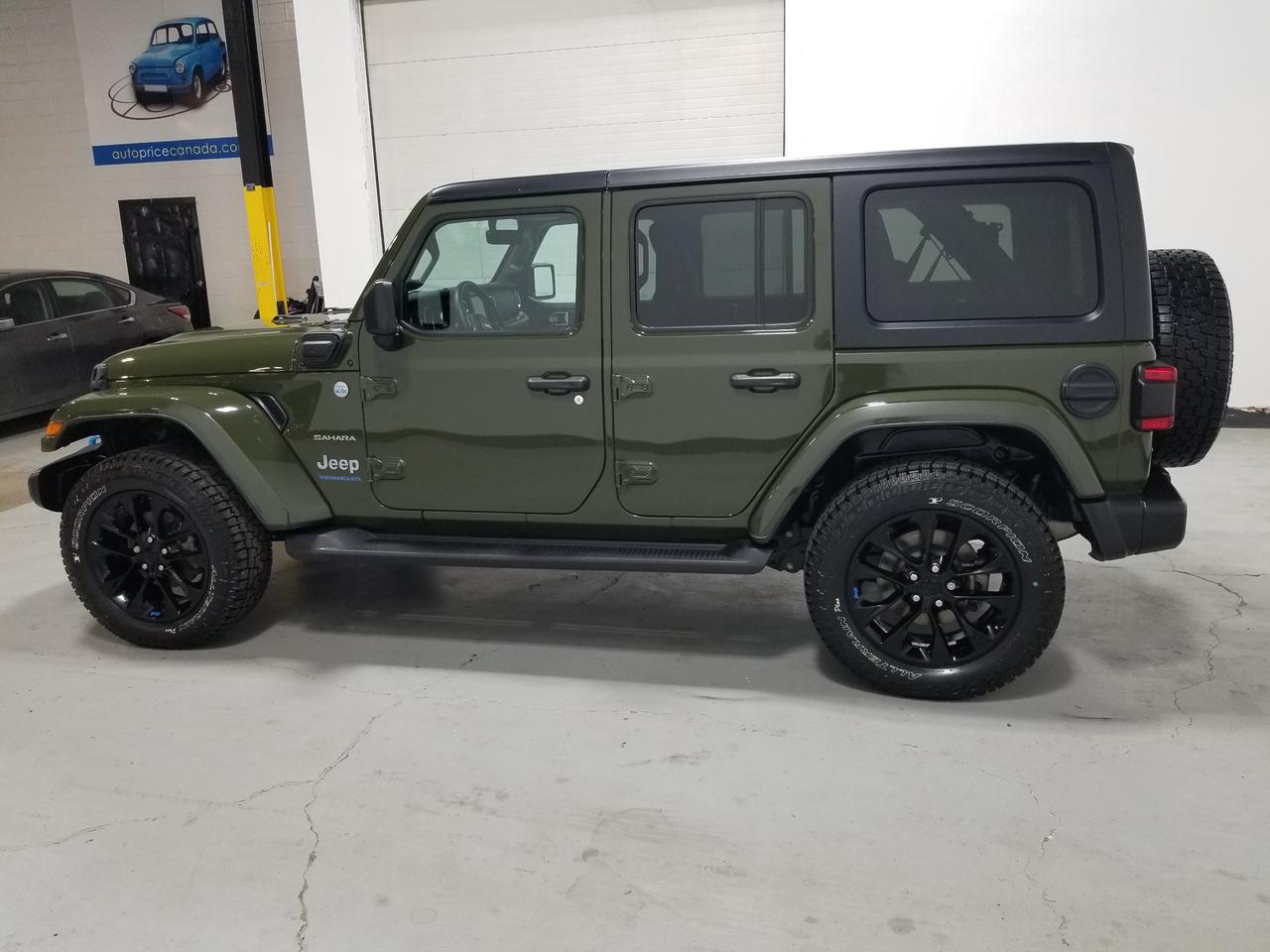 2023 Jeep Wrangler 4xe Sahara 4dr 4x4 Photo