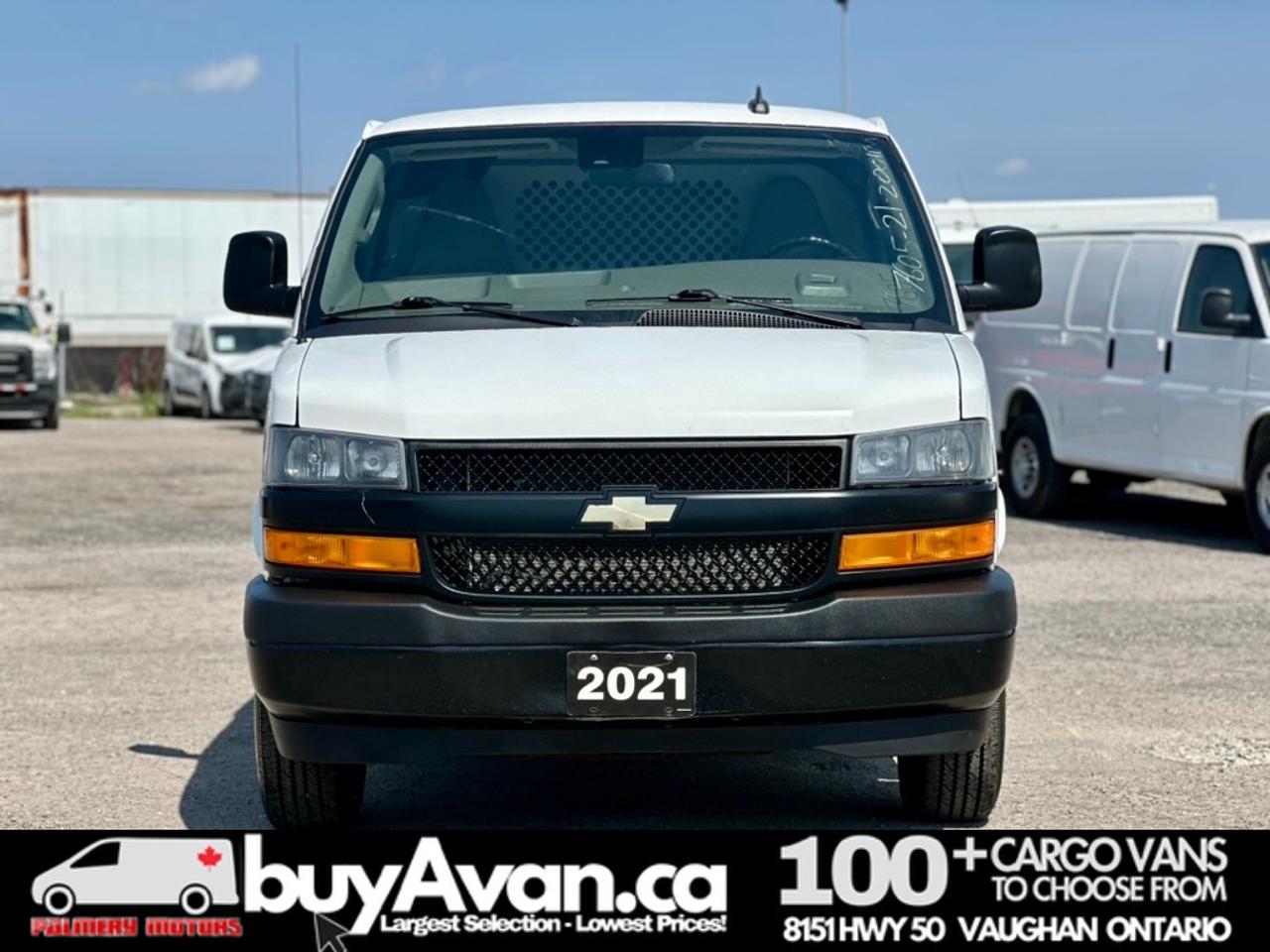 2021 Chevrolet Express 2500 Express 2500 V8 Divider + Shelves Photo
