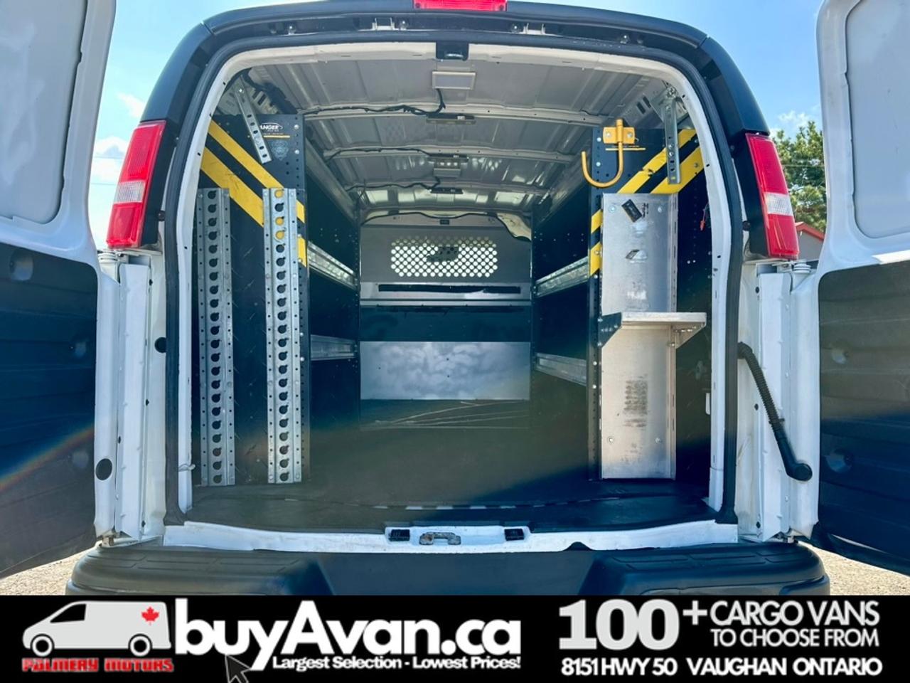 2021 Chevrolet Express 2500 Express 2500 V8 Divider + Shelves Photo