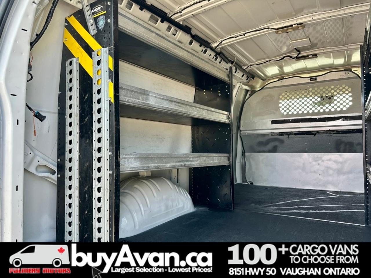2021 Chevrolet Express 2500 Express 2500 V8 Divider + Shelves Photo