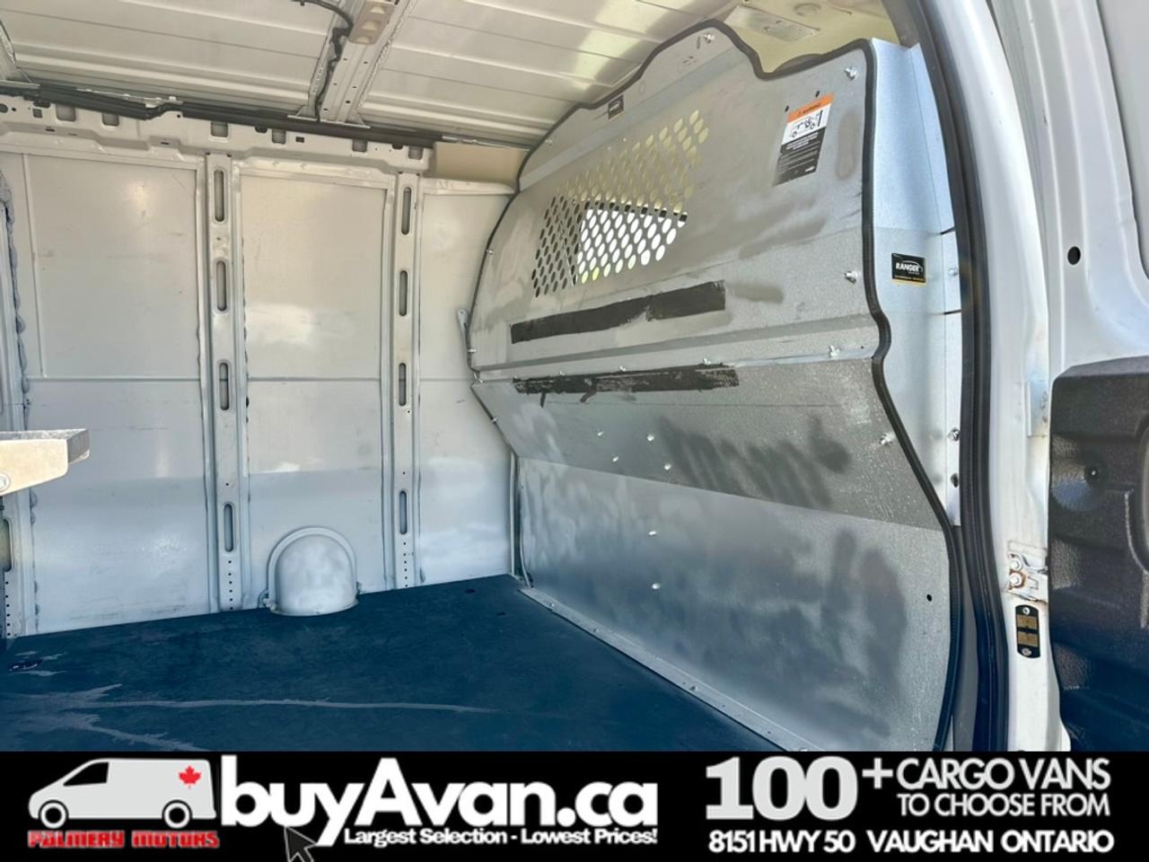 2021 Chevrolet Express 2500 Express 2500 V8 Divider + Shelves Photo