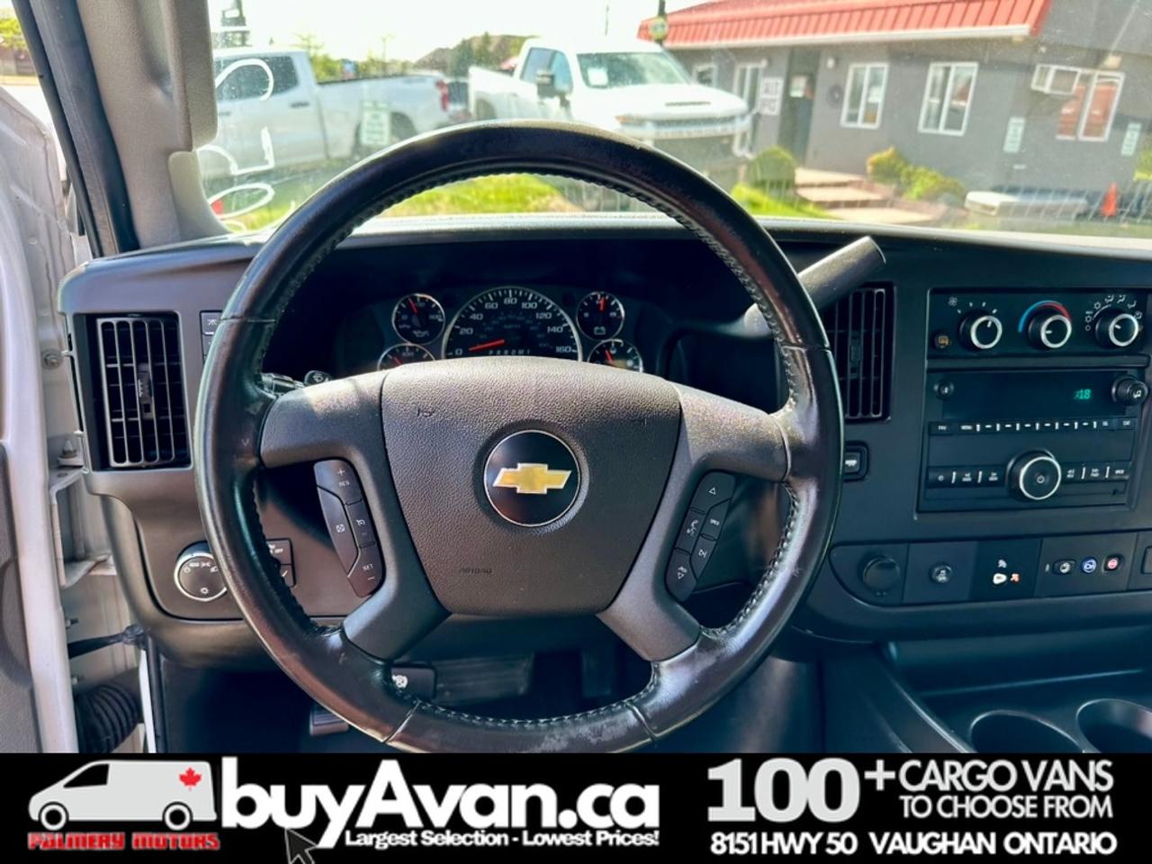 2021 Chevrolet Express 2500 Express 2500 V8 Divider + Shelves Photo